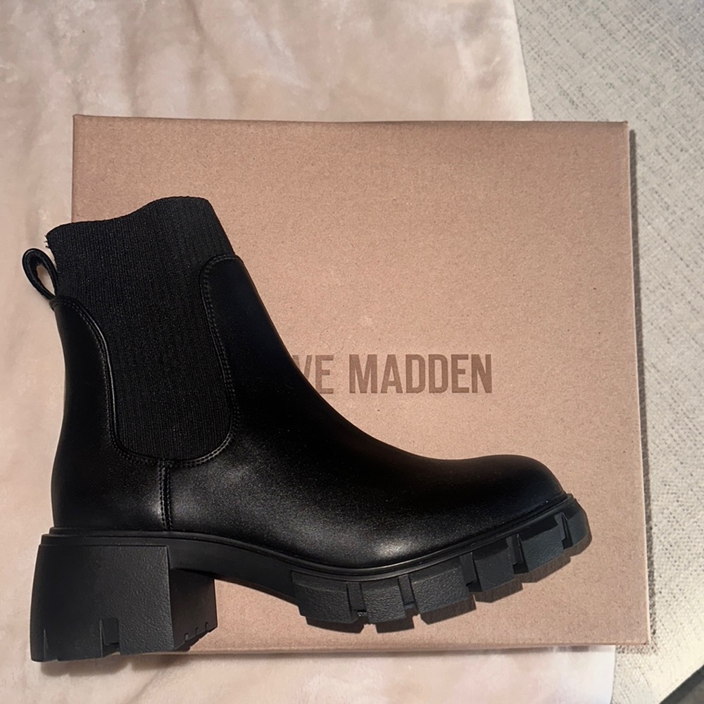 Steve Madden Hutch Boots